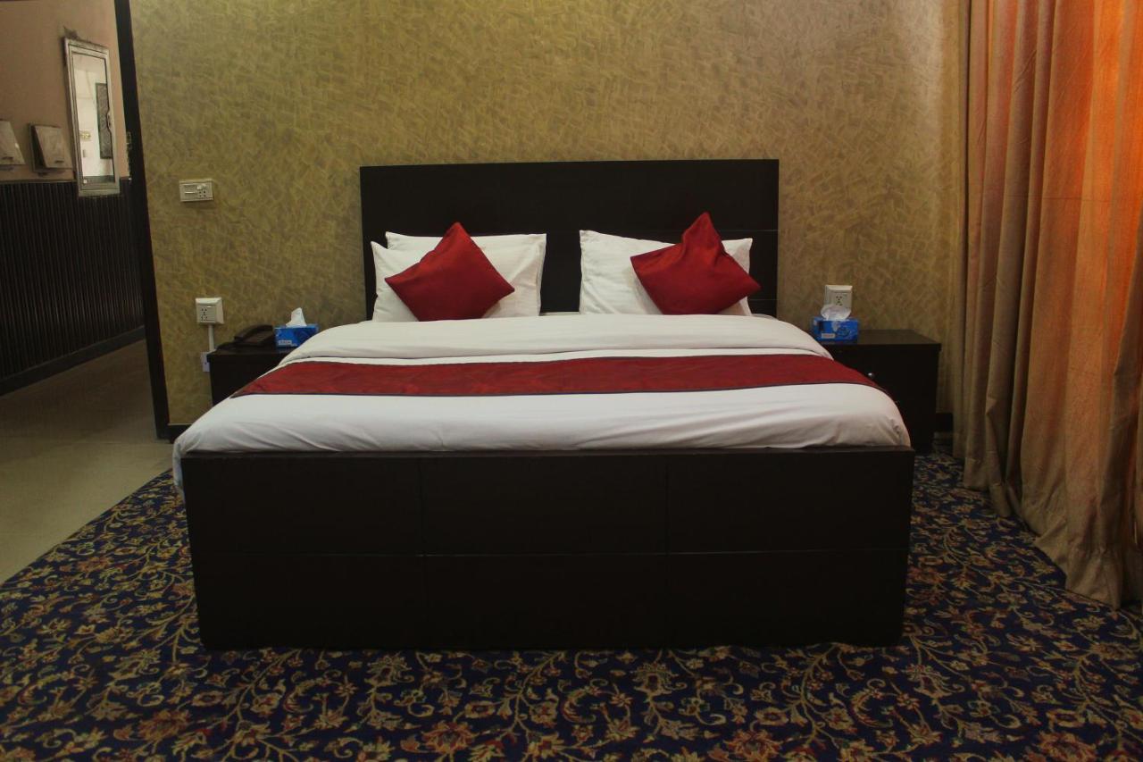 Executive Suite Single