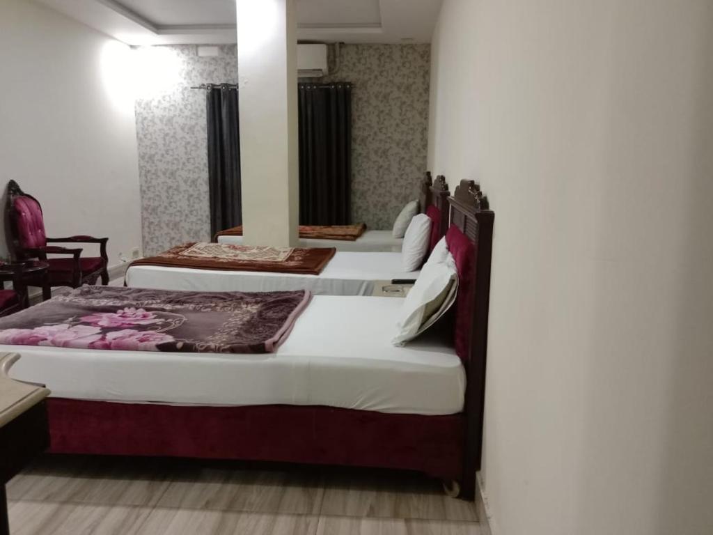 Deluxe Triple Room